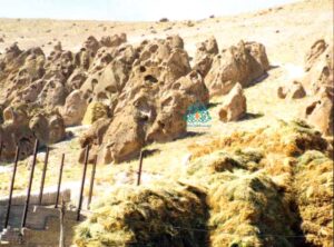 معرفی کامل روستای لیقوان تبریز - دره بهشت و پایتخت پنیر ایران(1) 3 محوطه باستانی نغیم لر لیقوان